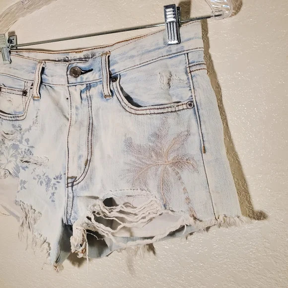 UniqueAmerican Eagle vintage high rise jean short - Picture 13 of 13